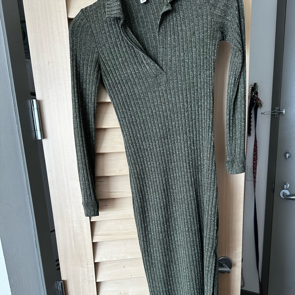 Green topshop sweater dress